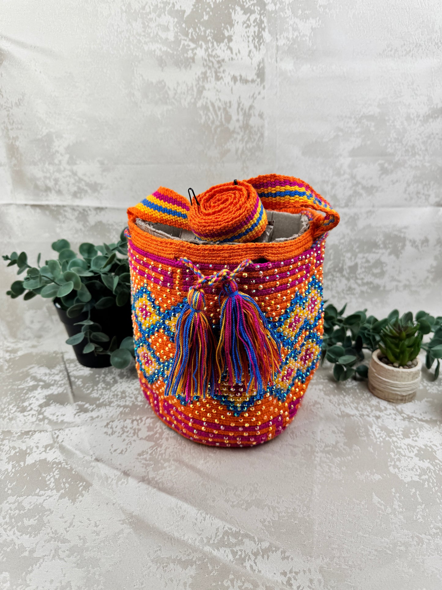 Mochila Wayuu Mediana con Piedras Brillantes