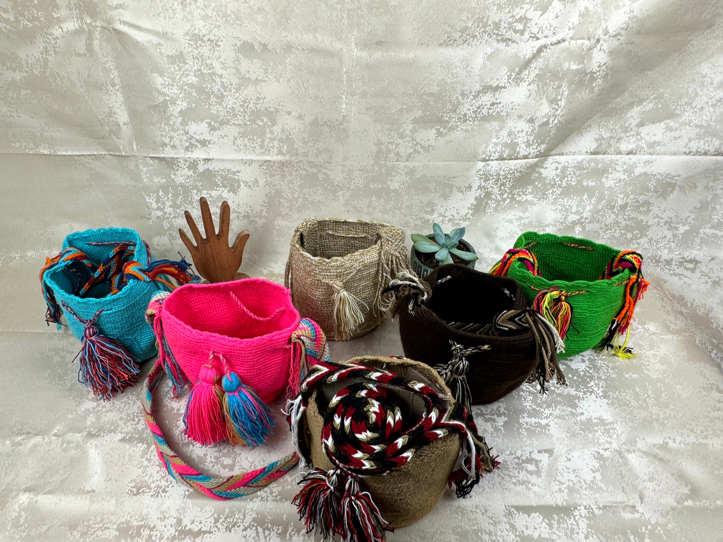 Detalle del patrón tradicional tejido en mochila Wayuu Susuchon coleccion.