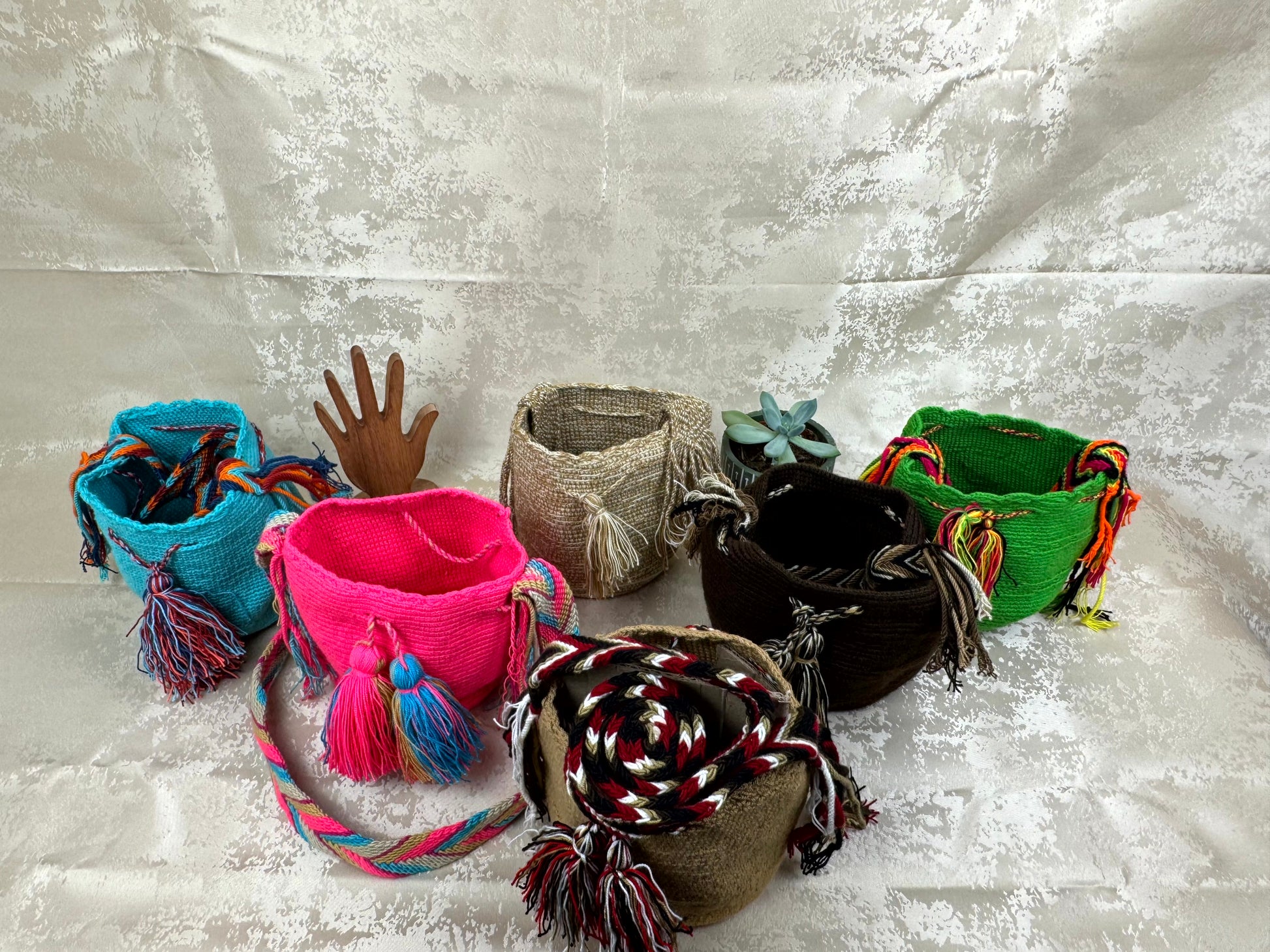 Detalle del patrón tradicional tejido en mochila Wayuu Susuchon coleccion.