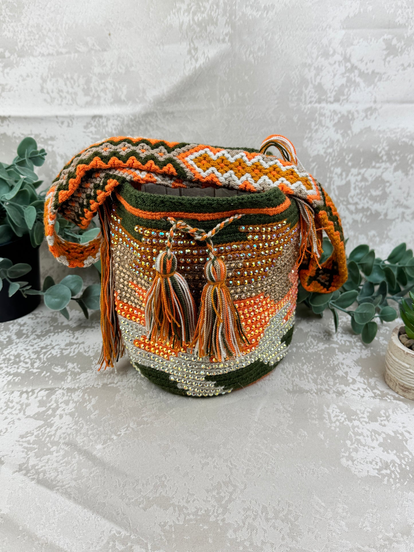 Correa tejida a mano de mochila Wayuu Susuchón edición brillante artesanal.