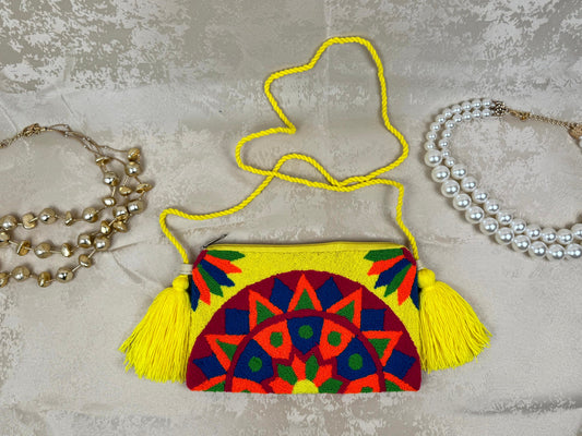 Wayuu Womu 1 tejido a mano por artesanas Wayuu en La Guajira Colombia.