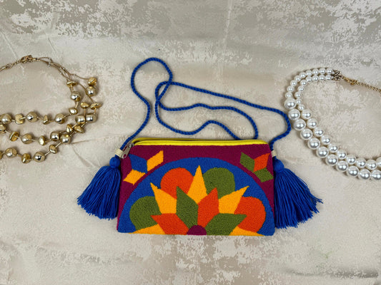 Wayuu Womu 4 tejido a mano por artesanas Wayuu en La Guajira Colombia.