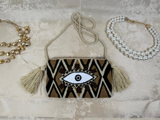 Wayuu Womu 5 tejido a mano por artesanas Wayuu en La Guajira Colombia.